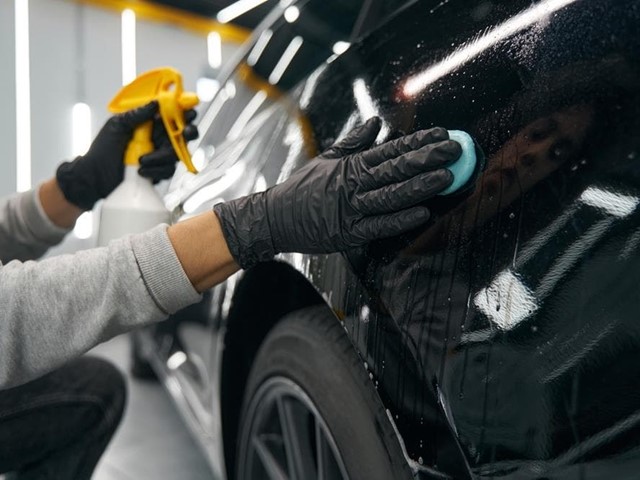 ¿Cuándo puedes necesitar nuestros servicios de descontaminación y corrección de la pintura?