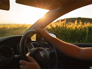 Cuida el interior de tu coche: ¡restauración de los volantes de piel!