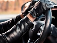 ¿Quieres que tu volante parezca como nuevo? ¡Nosotros nos encargamos!